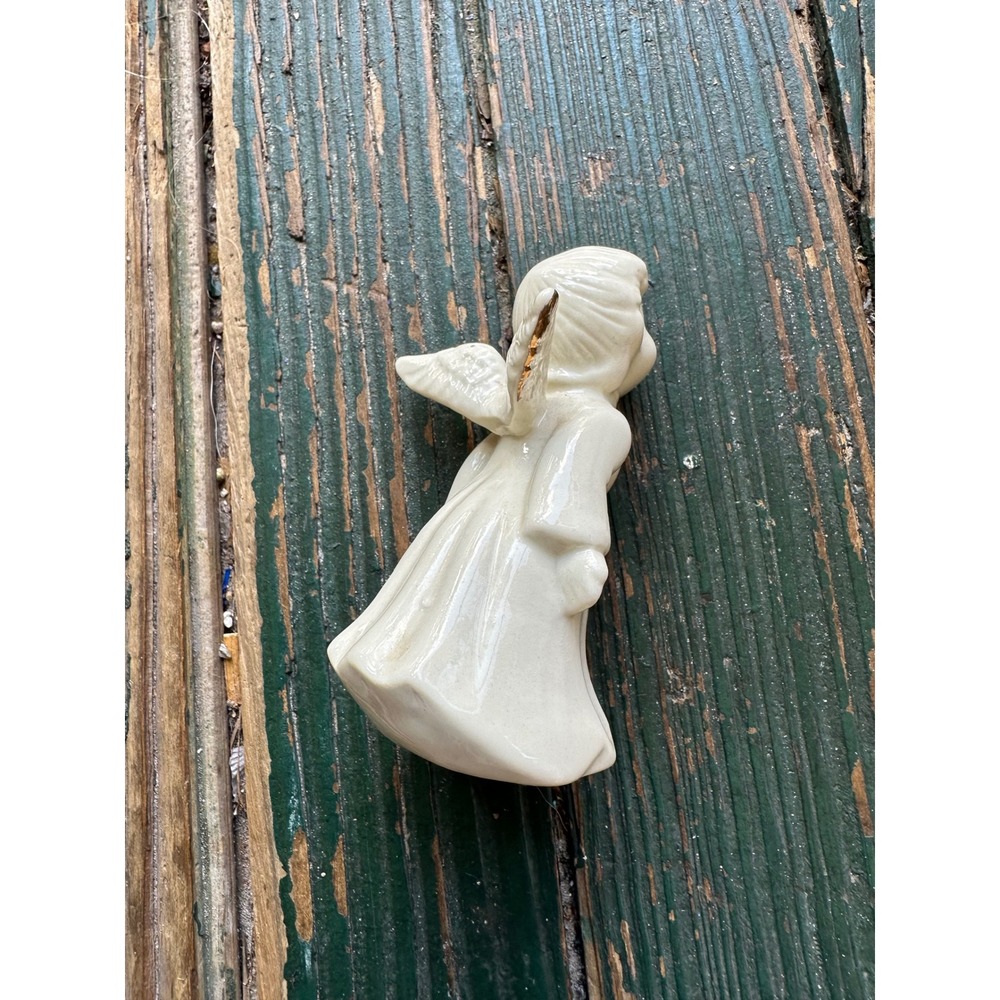 Vintage Glossy Cream Ceramic Angel Figurine 4.5 Inch Religious Decor A4142